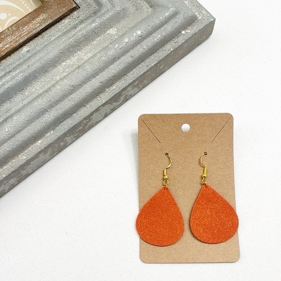 Teardrop hand made earrings - Picture 2 of 2